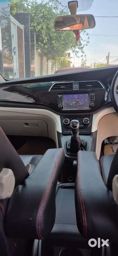Mahindra Marazzo 2018 Diesel Well Maintained