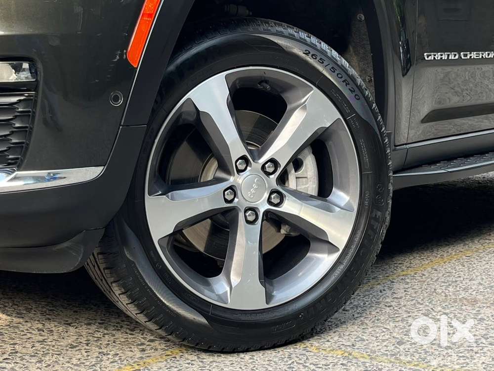 Jeep Grand Cherokee Limited (o) 4x4 At, 2024, Petrol