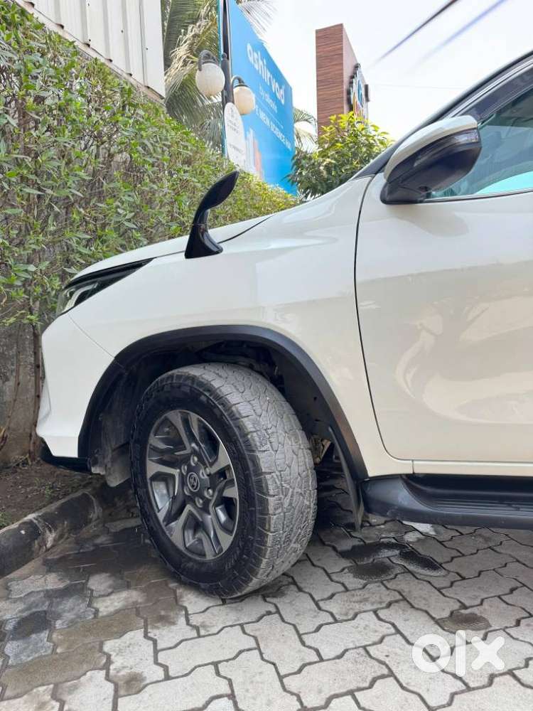 Toyota Fortuner Legender 4x2 At 2.8, 2021, Diesel