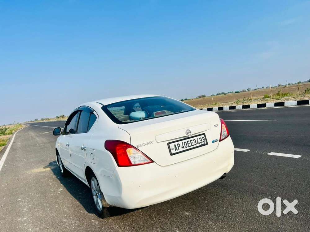 Nissan Diesel Car 2013