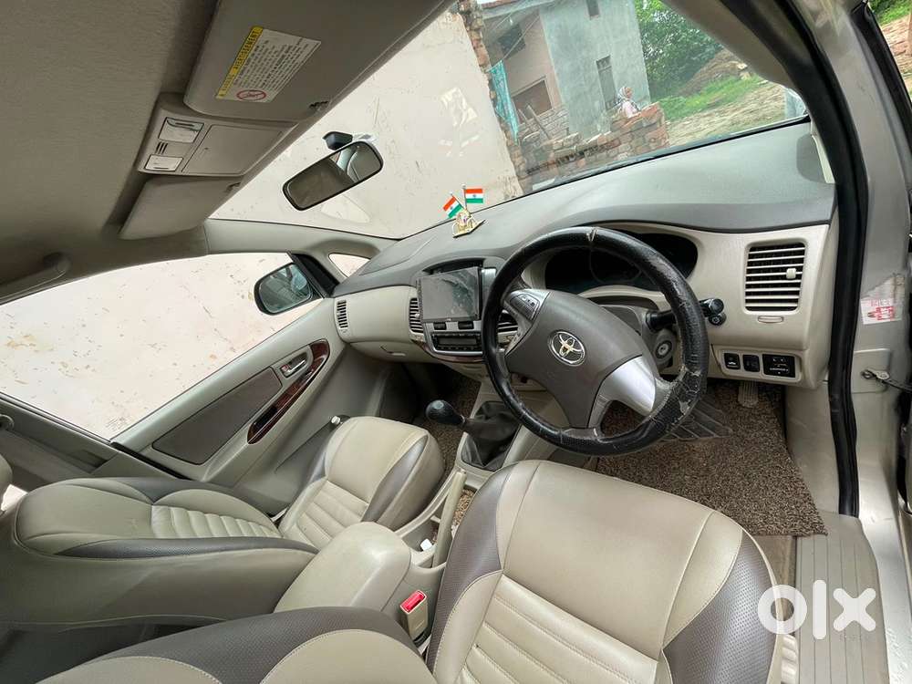 Toyota Innova Diesel 2014