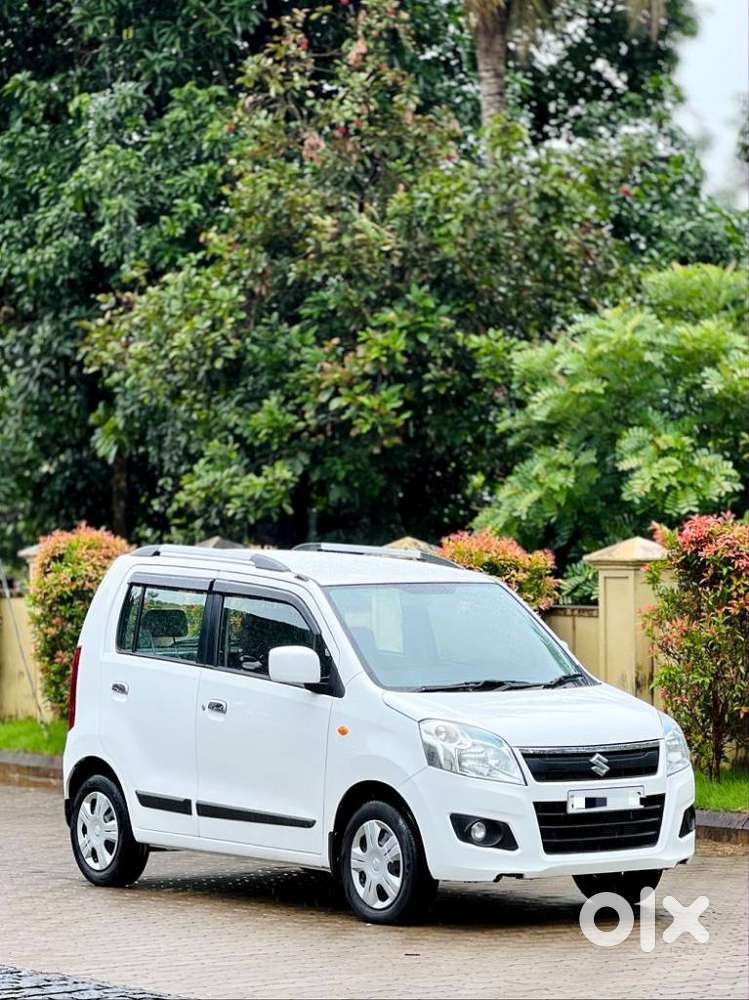 Maruti Suzuki Wagon R Vxi 1.0, 2016, Petrol