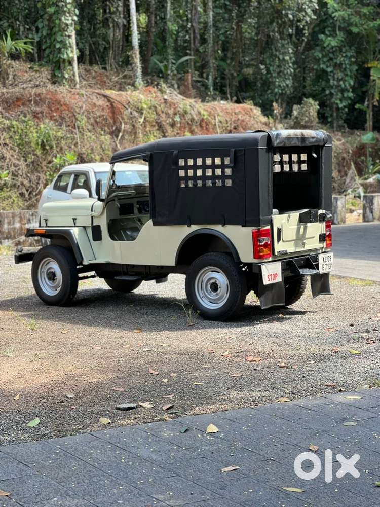 Mahindra Jeep 1995 Diesel Well Maintained
