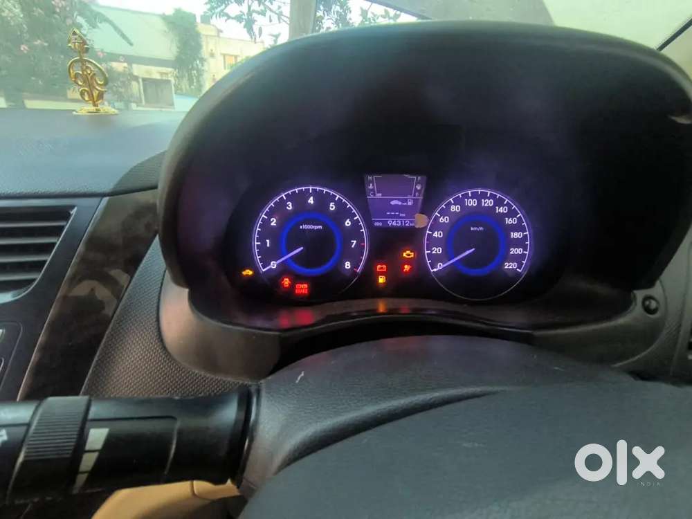 Hyundai Verna 2013 Petrol Well Maintained