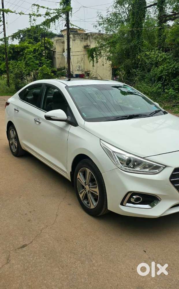 Hyundai Verna 1.6 Sx (o) Vtvt, 2019, Petrol