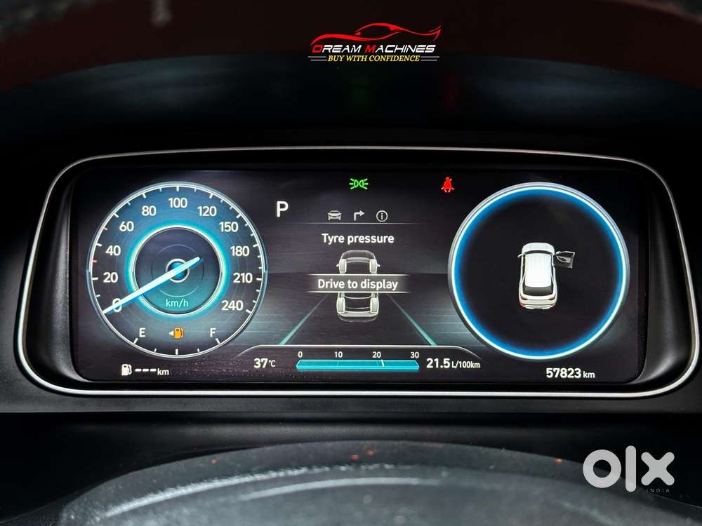 Hyundai Alcazar 2.0 Signature (o) Petrol At 7 Str, 2022, Petrol