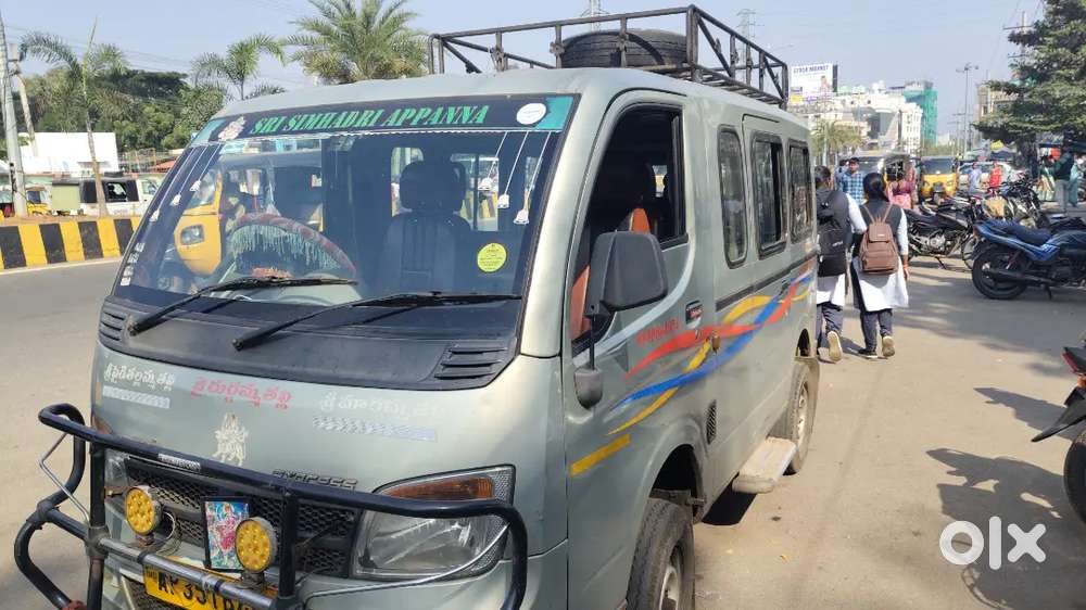 Tata Magic Express 7 Seater For Sale