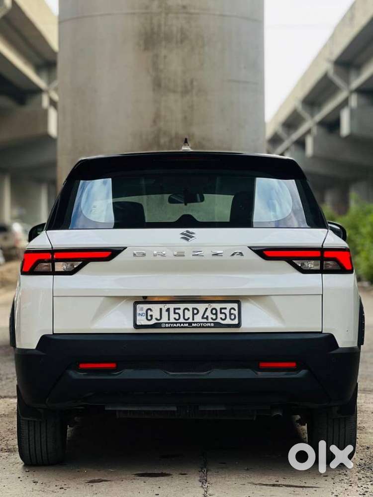 Maruti Suzuki Brezza 1.5 Lxi Cng, 2024, Cng & Hybrids