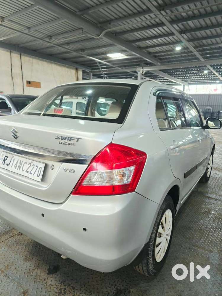 Maruti Suzuki Swift Dzire Vxi Optional, 2016, Petrol