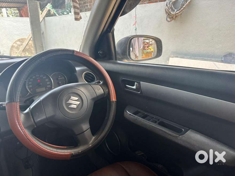 Maruti Suzuki Swift Dzire 2010