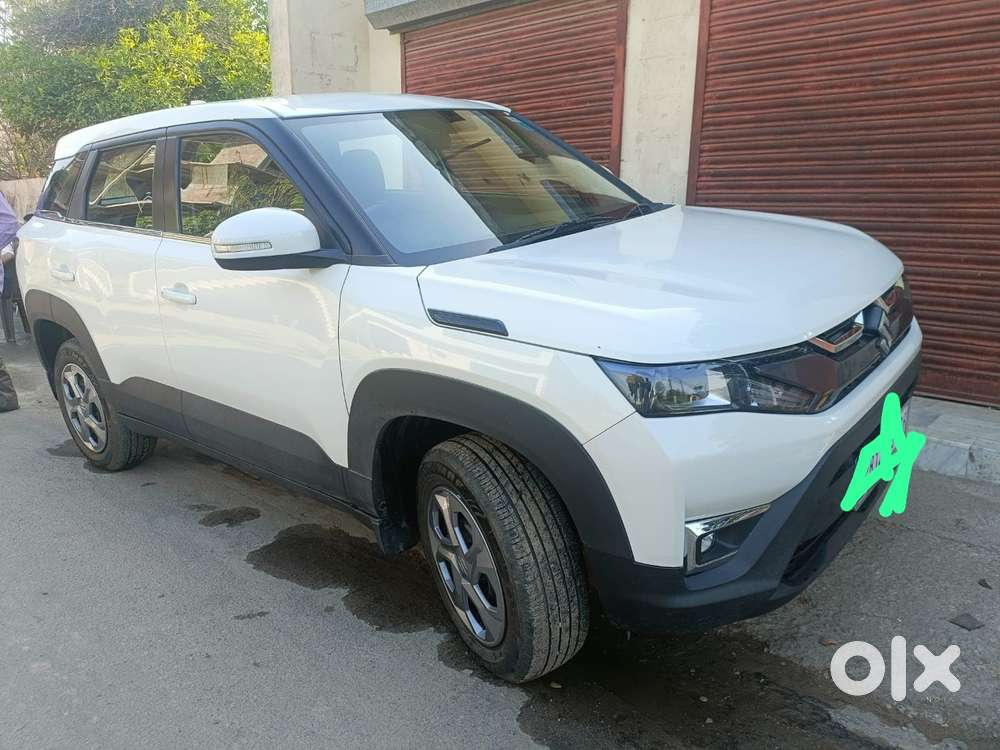 Maruti Suzuki Brezza 1.5 Vxi Smart Hybrid, 2023, Petrol