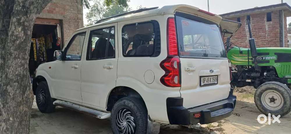 Mahindra Scorpio 2012 Diesel 128000 Km Driven