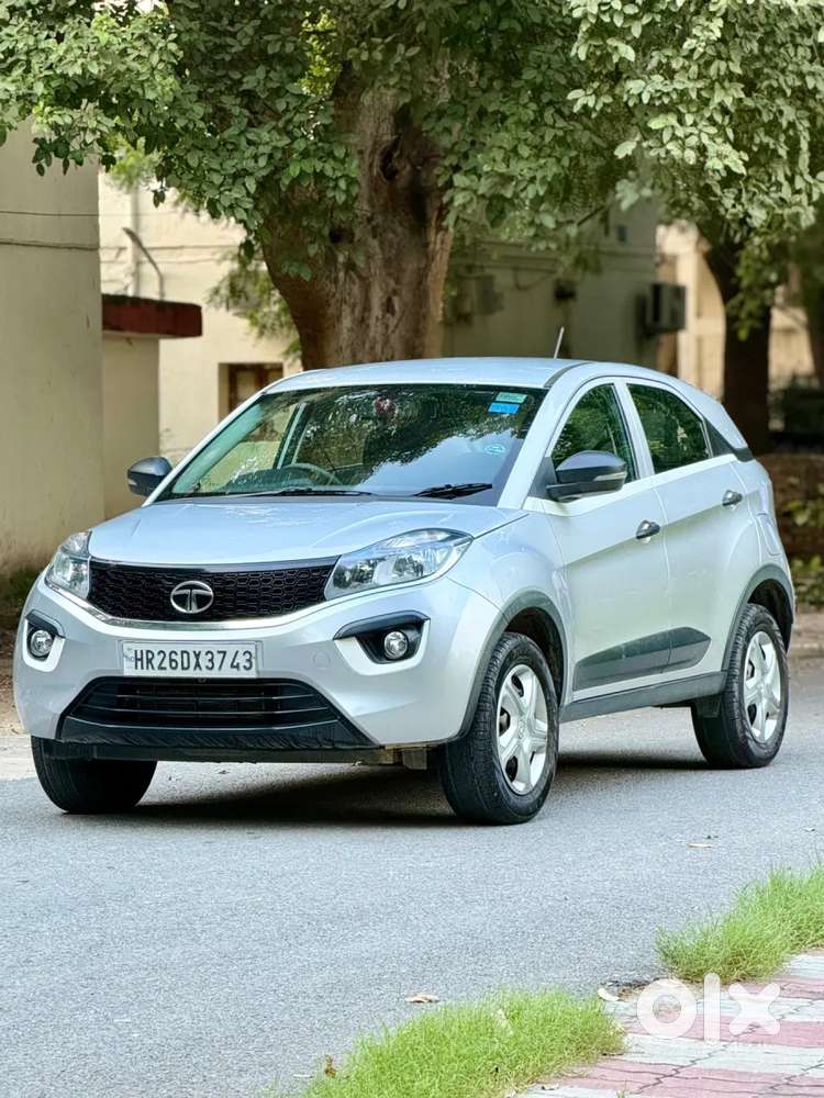 Tata Nexon 1.2 Revotron Xt, 2019, Petrol