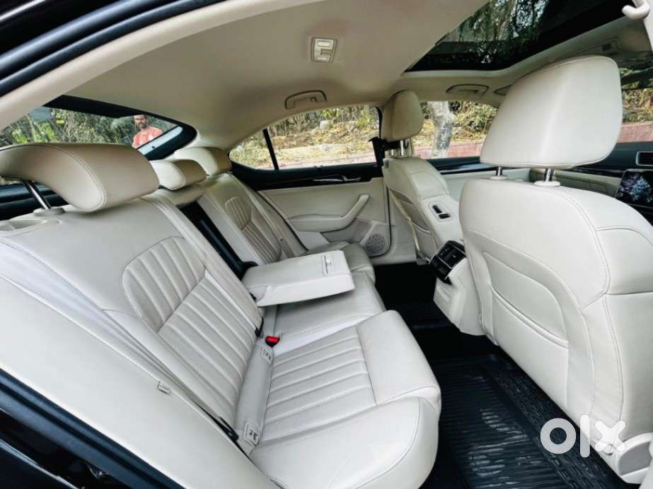 Skoda Superb 2.0 L&k Tsi At, 2019, Petrol