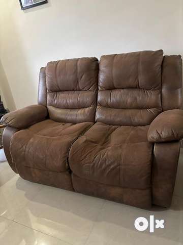 Recliner sofa set moderately used Sofa Dining 1789582527