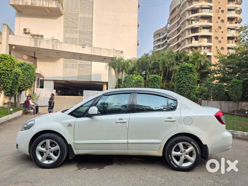 Maruti Suzuki Sx4 Zxi Mt Bsiv Leather, 2012, Petrol