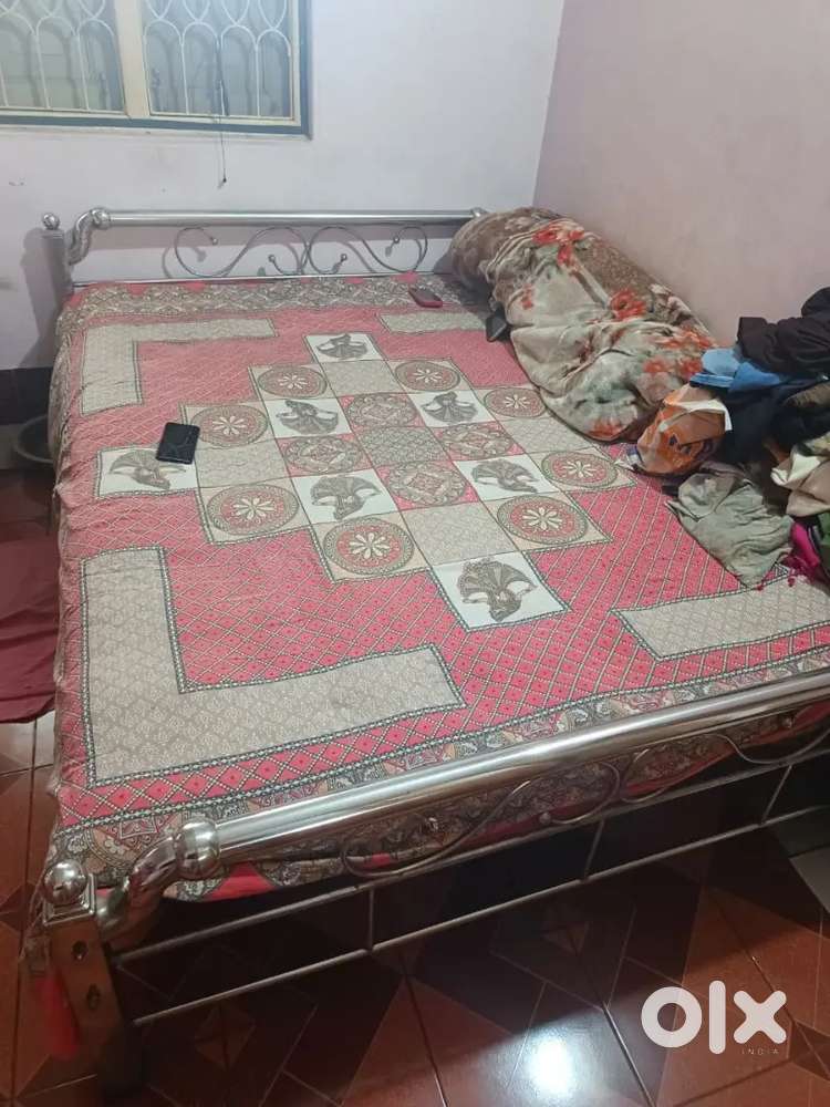 All items , almirah, bed, Alna, singhasan