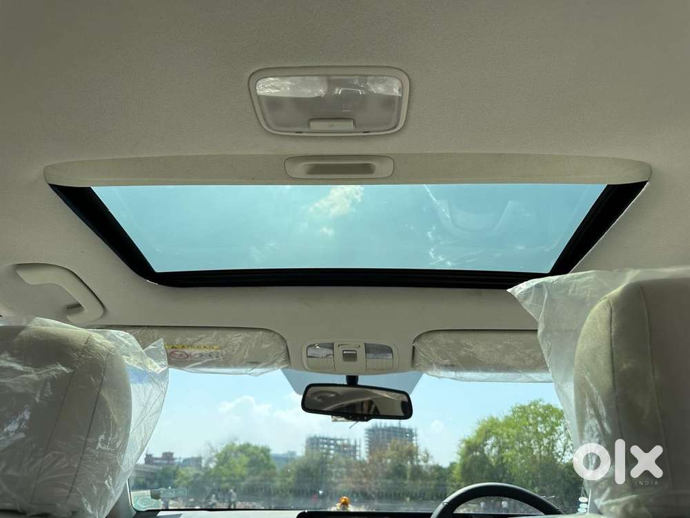 Hyundai Verna 1.5 Sx (o) Vtvt Ivt, 2023, Petrol