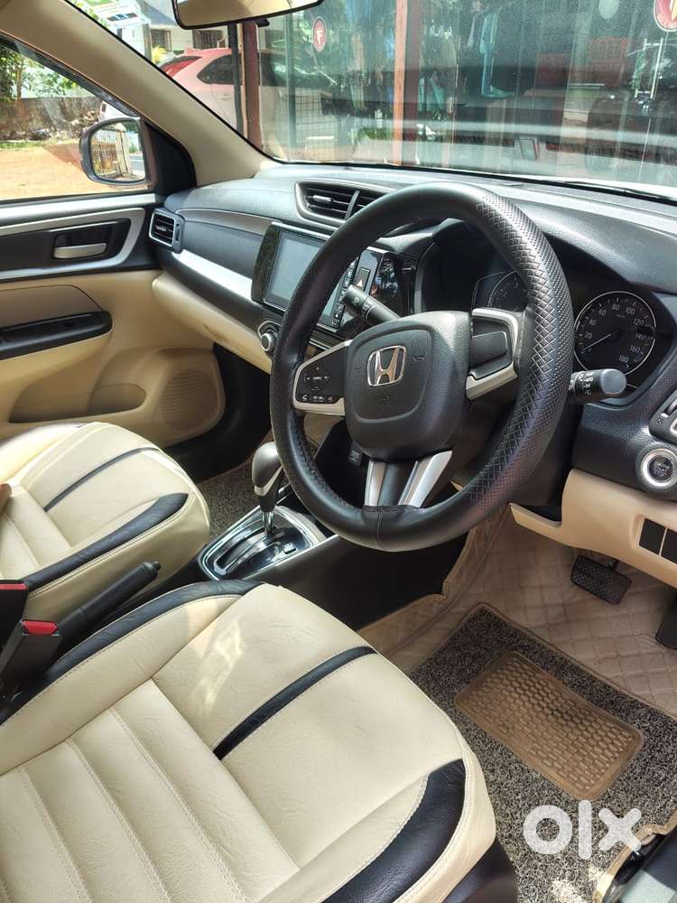 Honda Amaze 2nd Gen Vx, 2023, Petrol