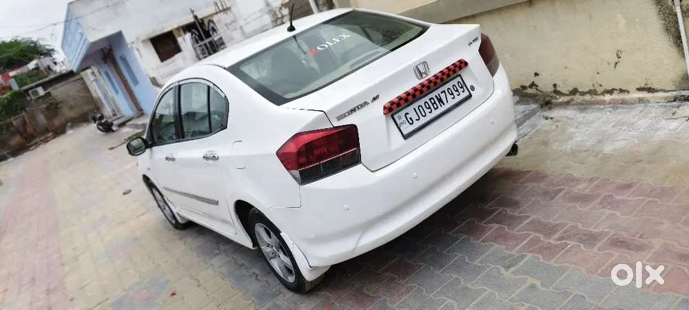 Honda City 2010 मैन्युअल सीएनजी