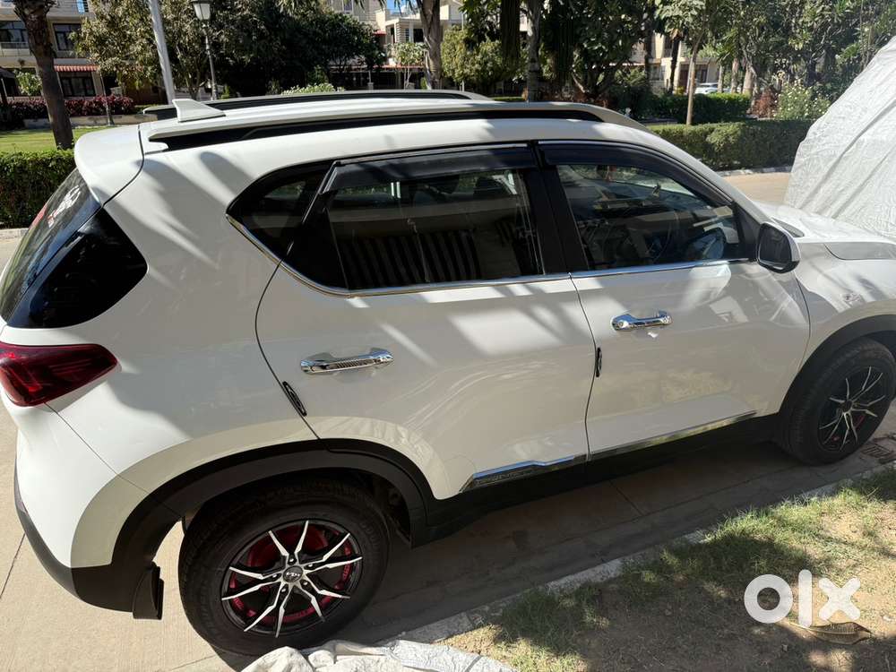 Kia Sonet Petrol 2023