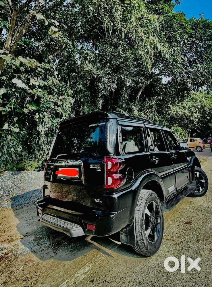 Mahindra Scorpio Classic 2022 Diesel 87000 Km Driven