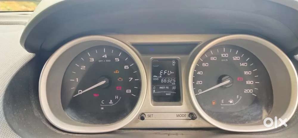 Tata Tiago Xz, 2016, Petrol