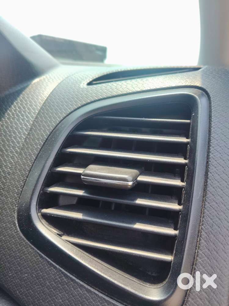 Maruti Suzuki Brezza 1.5 Vxi Smart Hybrid, 2020, Petrol
