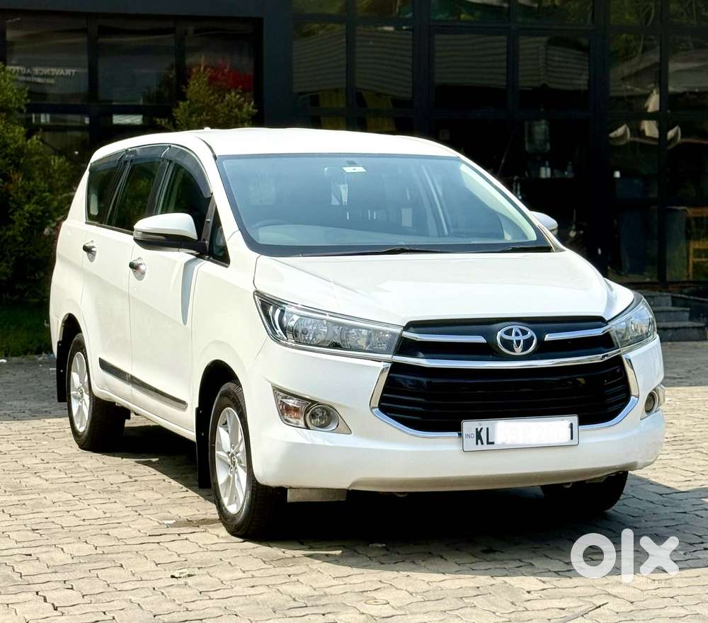 Toyota Innova Crysta 2.4 G Mt, 2017, Diesel