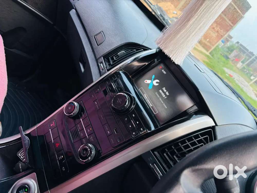 Mahindra Xuv500 2.2 W7 2019