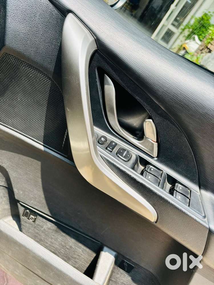 Mahindra Xuv500 W9 1.99, 2018, Diesel