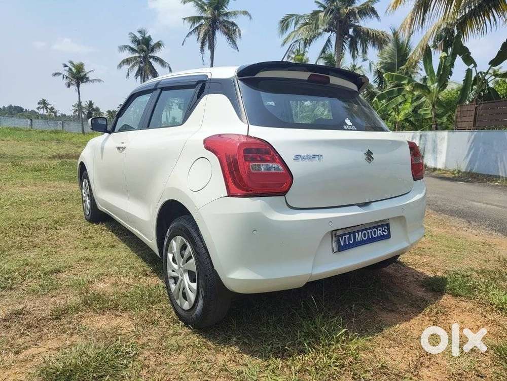 Maruti Suzuki Swift 2018 Amt Vxi, 2024, Petrol