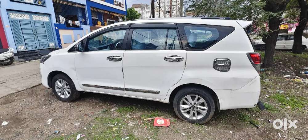 Toyota Innova Crysta 2018