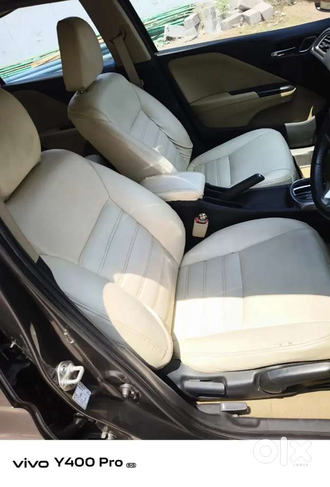 Honda City 2019 Petrol Amt Top End Varient Just 69350 Km Driven