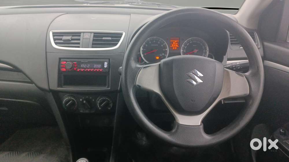 Maruti Suzuki Swift 2011-2014 Vxi, 2013, Petrol