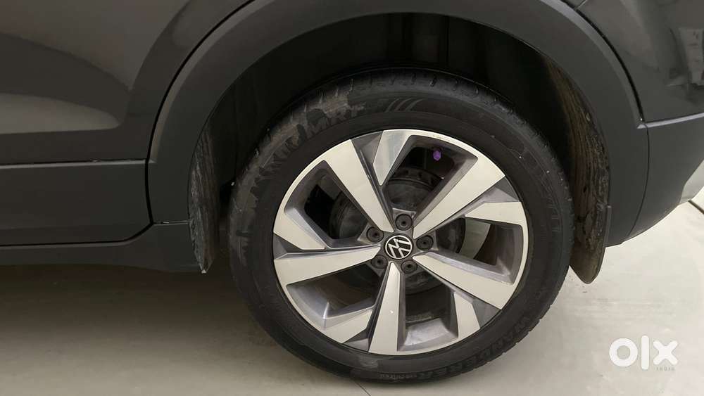Volkswagen Taigun Topline 1.0 Tsi At (electric Seats), 2022, Petrol