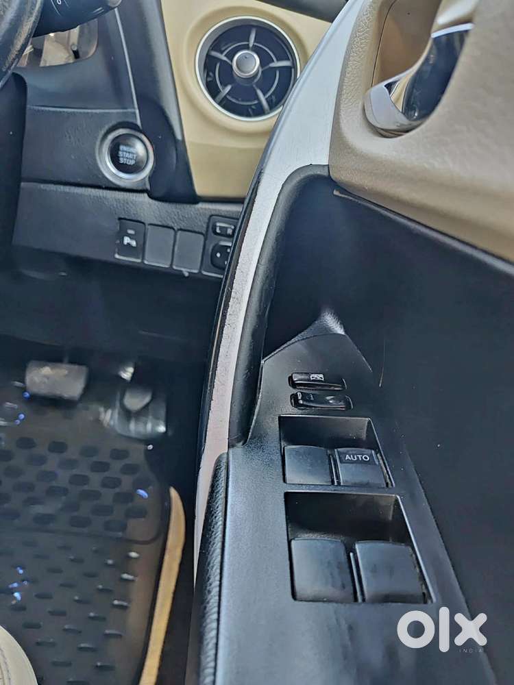 Toyota Corolla Altis 2013-2017 Vl At, 2018, Petrol