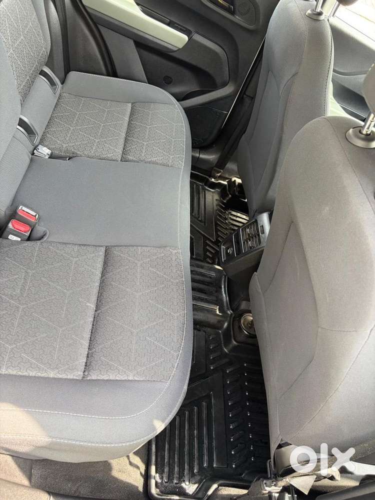 Tata Punch 2025 Petrol 10000 Km Driven