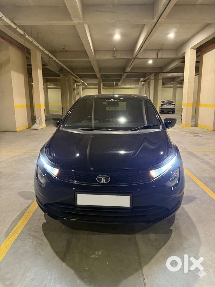Tata Altroz 2022 Model,petrol Dct Amt Dark Edition