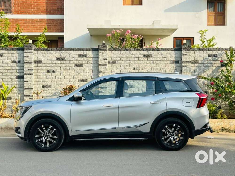 Mahindra Xuv700 2.2 Ax 7 Diesel At Str, 2022, Diesel
