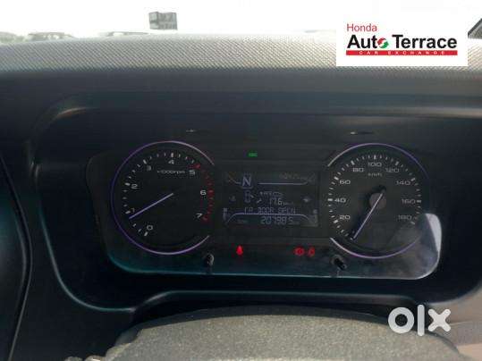 Mahindra Marazzo M6 8str, 2019, Diesel