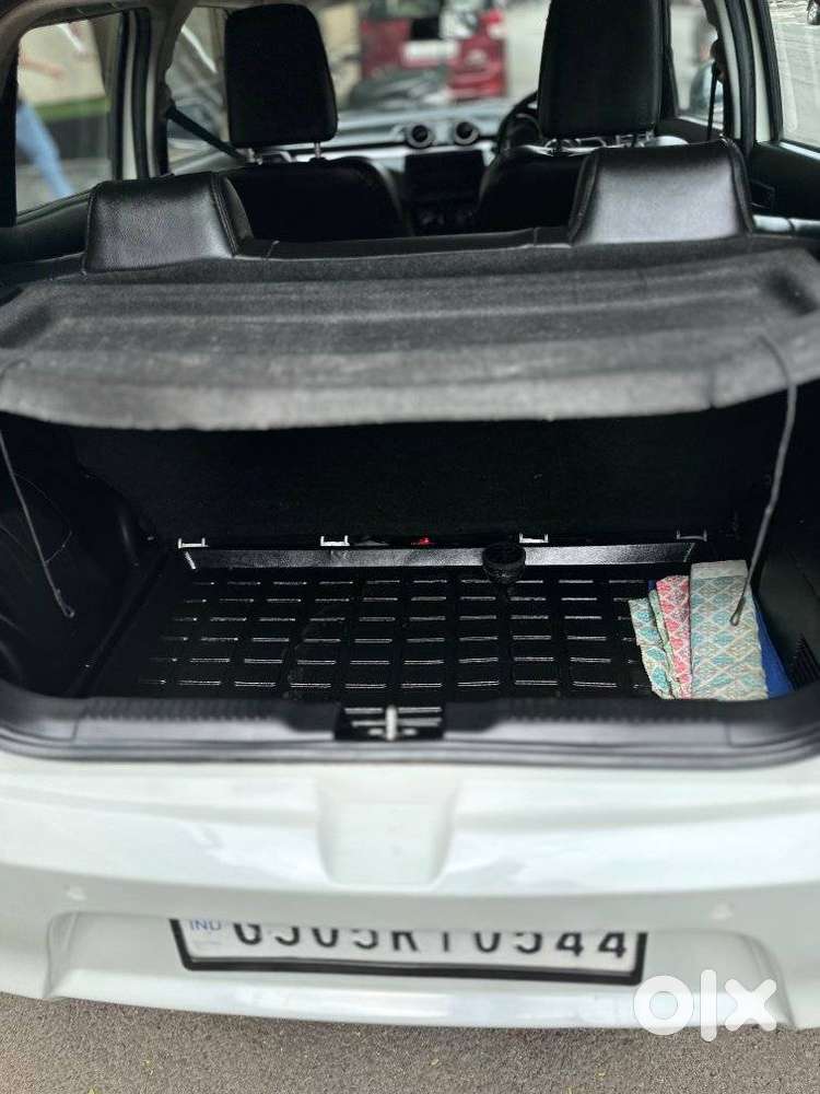 Maruti Suzuki Swift, 2023, Petrol
