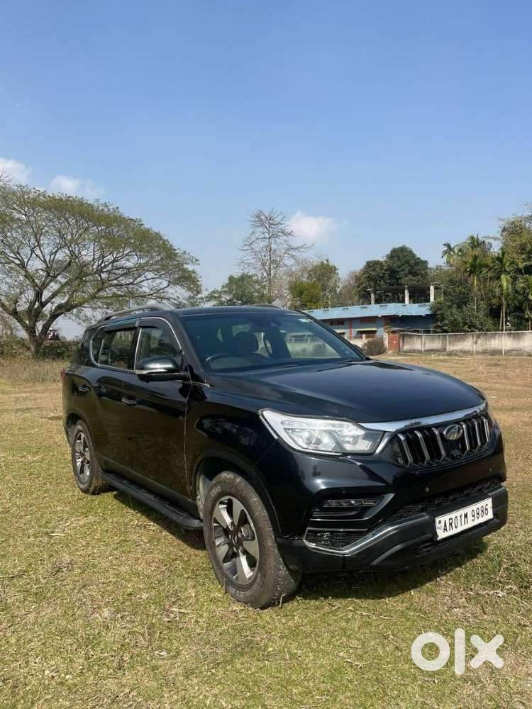 Mahindra Alturas G4