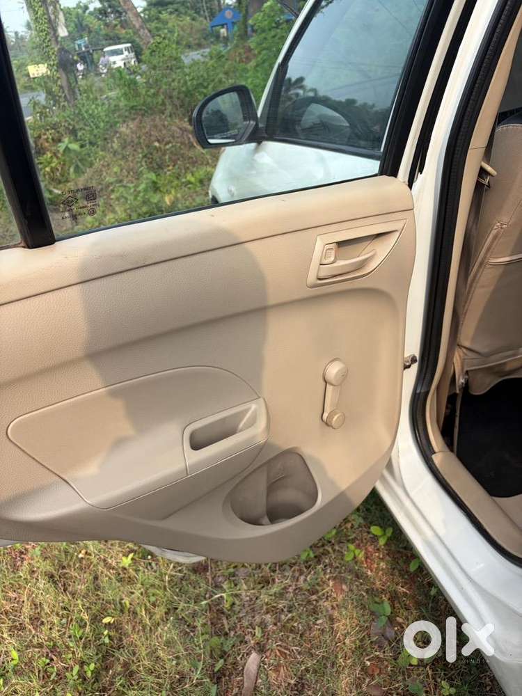 Maruti Suzuki Dzire 2018 Petrol Well Maintained