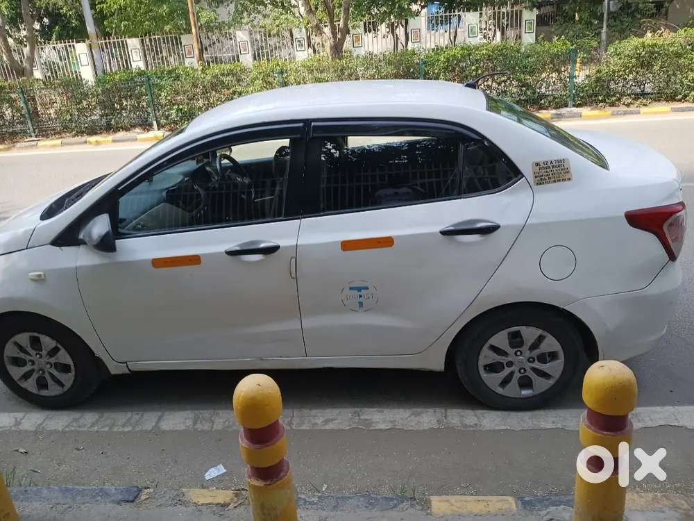 Hyundai Xcent 2016