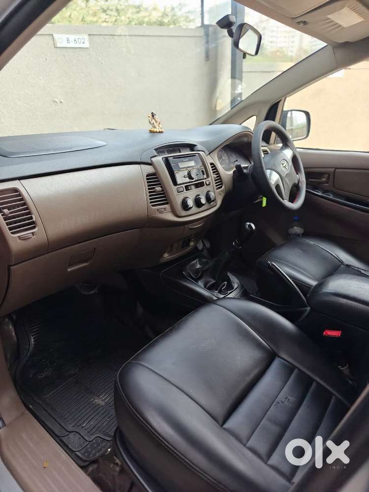 Toyota Innova [2013-2016] 2.5 G4 7 Str, 2016, Diesel