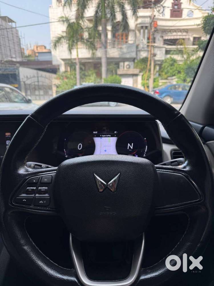 Mahindra Xuv700 2.2 Ax 5 Diesel Mt 7 Str, 2022, Diesel