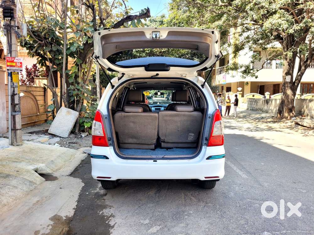 Toyota Innova 2.5 Z Diesel 7 Seater, 2015, Diesel