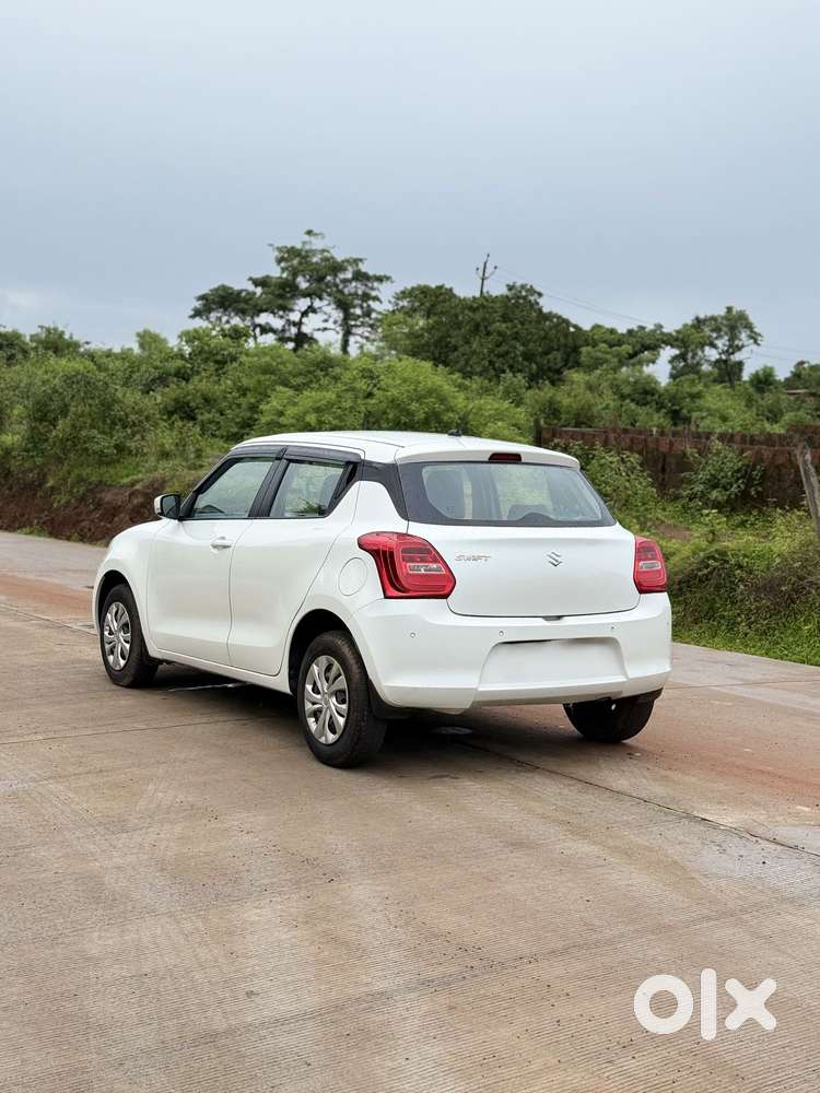 Maruti Suzuki Swift Amt Vxi, 2022, Petrol