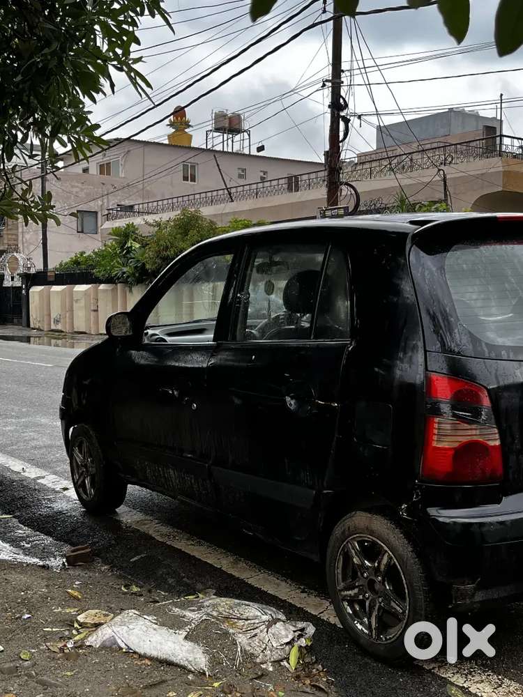 Hyundai Santro Xing Black (alloy Wheels)